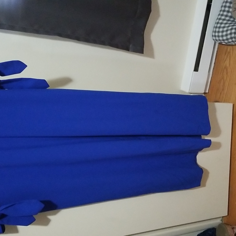 Jumpsuit - Picture 3 of 6